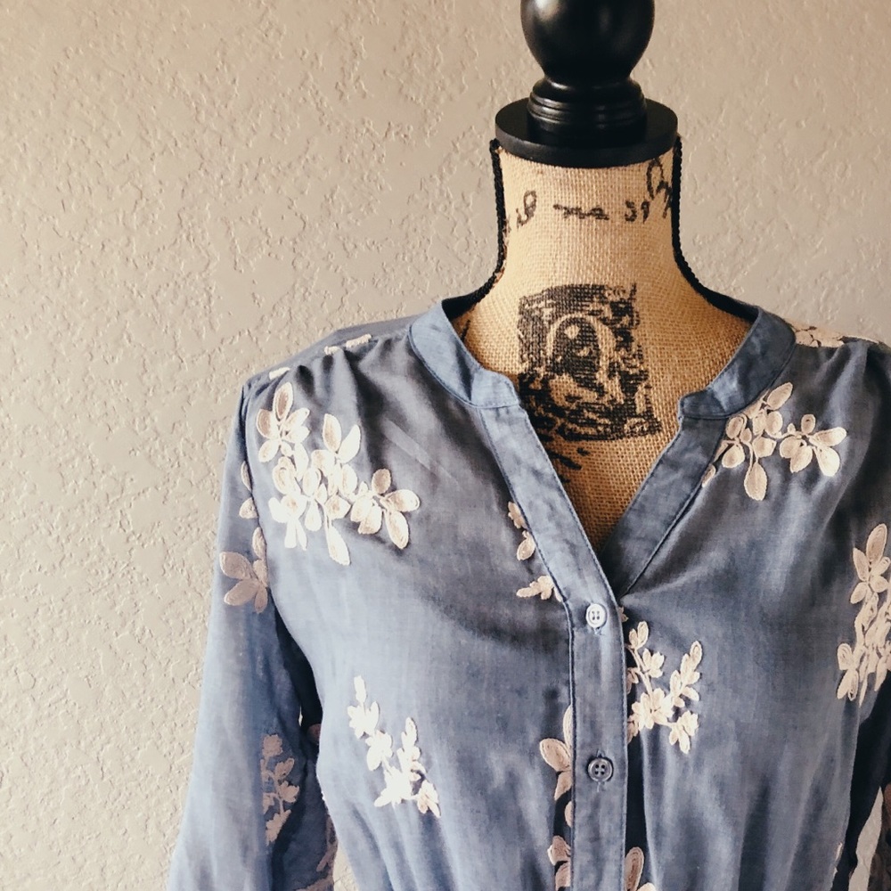 Delicate Flowy Blue & Beige Dress